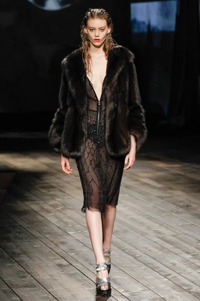 Look 47